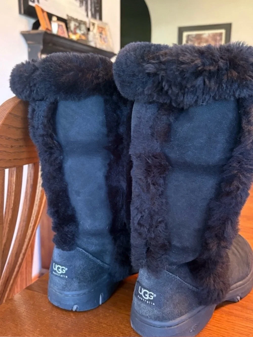 UGG Sundance Black 8m